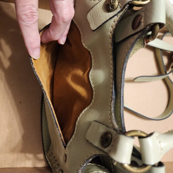 Purse - Picture 4 of 5